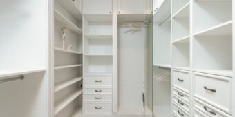 Garderoba 2-4 m2 w mieszkaniu: układ, wentylacja, oświetlenie i realne koszty